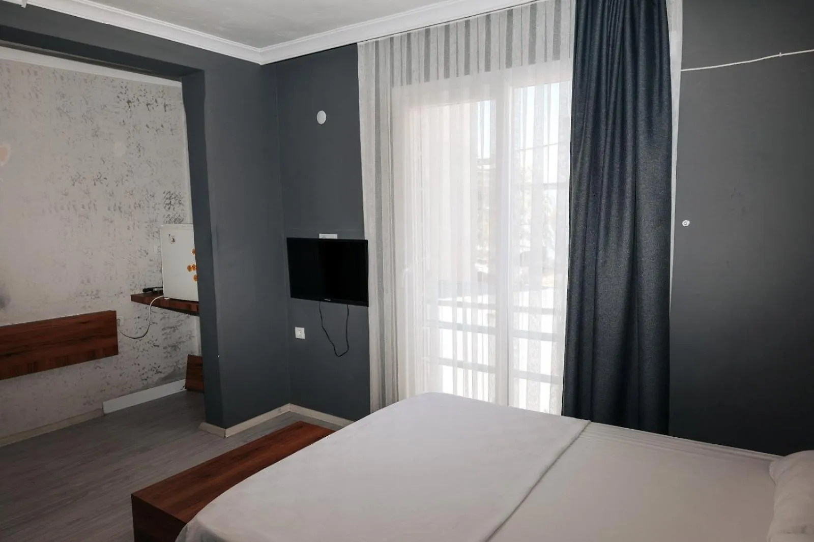 Cigli Vegas Otel Izmir 0*,